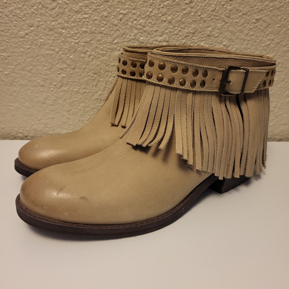 Naughty Monkey Tan Leather Tassel Ankle Booties Size 10